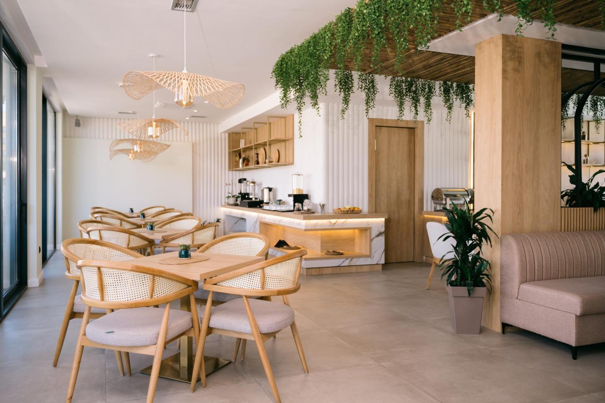 Hotel Teuta 乌尔齐尼 外观 照片